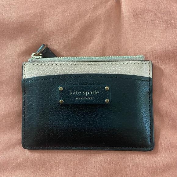 kate spade Accessories - kate spade Black and Cream Leather Card Holder with Zip